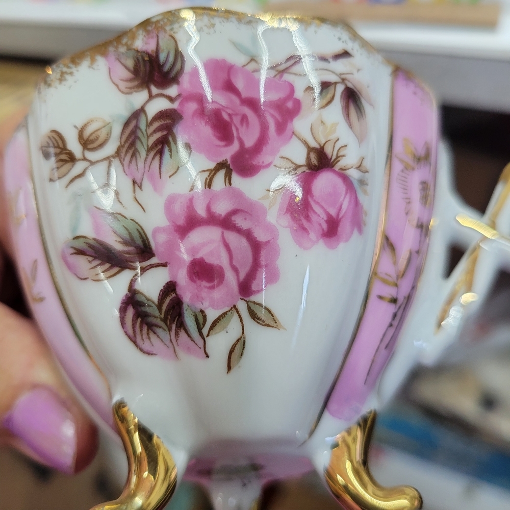Antique teacup n saucer Japan